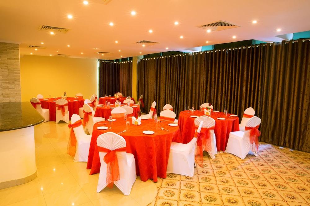 Seashells Millennium Hotel Dar es Salaam Extérieur photo